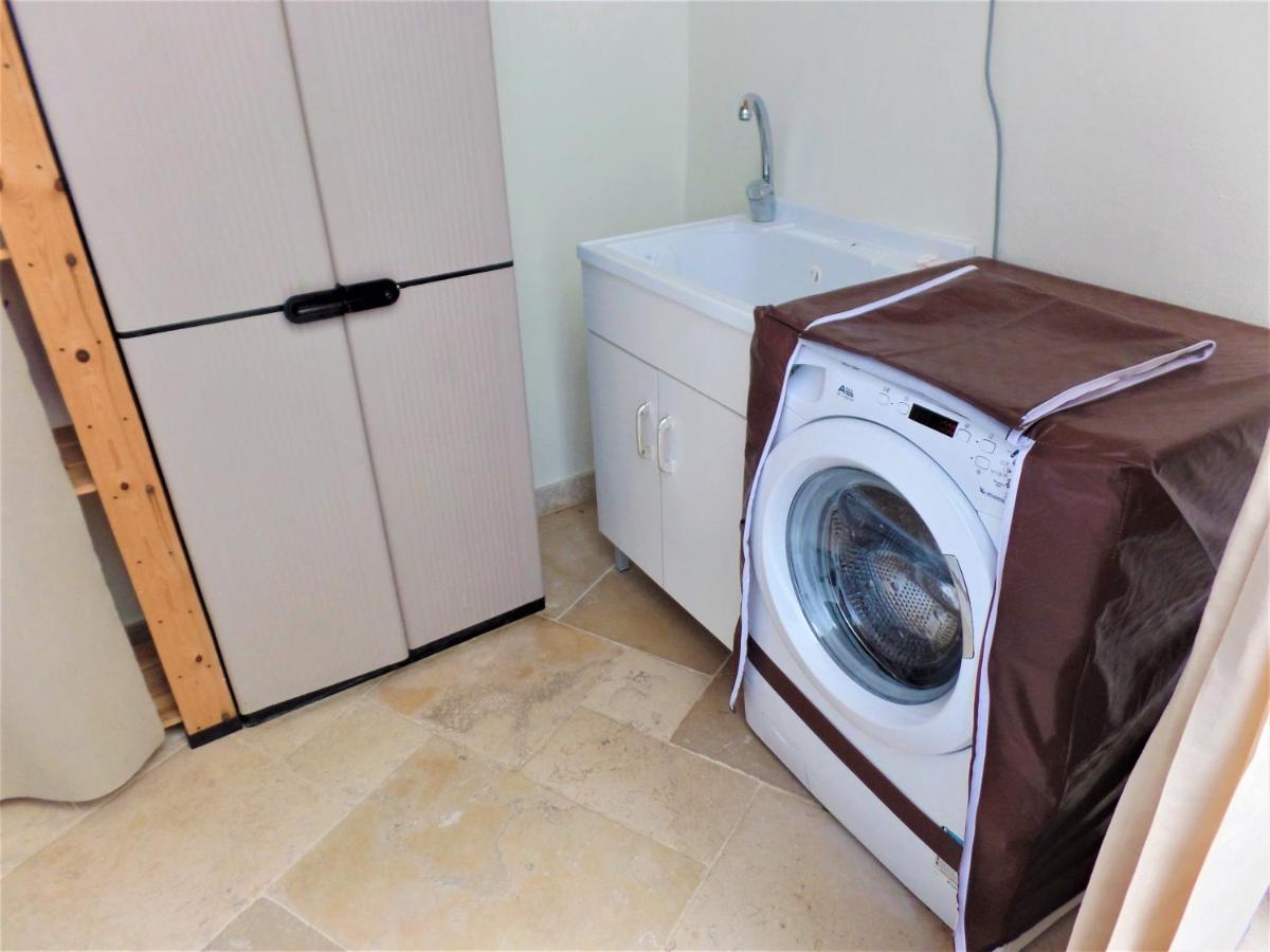 Regina Viarum Apartment, Historic City Centre Brindisi Bagian luar foto