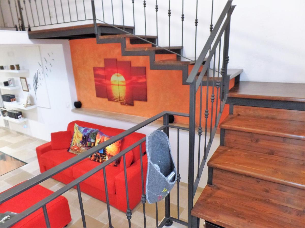 Regina Viarum Apartment, Historic City Centre Brindisi Bagian luar foto